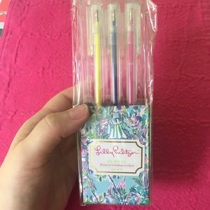 Lilly P. NWT “Cabana Cocktail” gel pen set!
